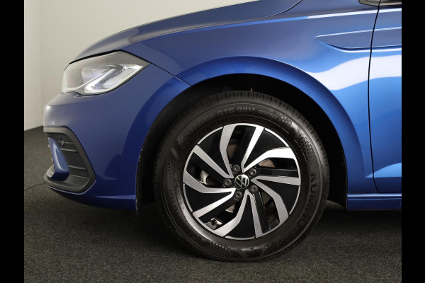 Volkswagen Polo 1.0 TSI Life Edition 95 pk | Verlengde garantie | Navigatie via App | Parkeersensoren | Achteruitrijcamera | Adaptieve cruise control |