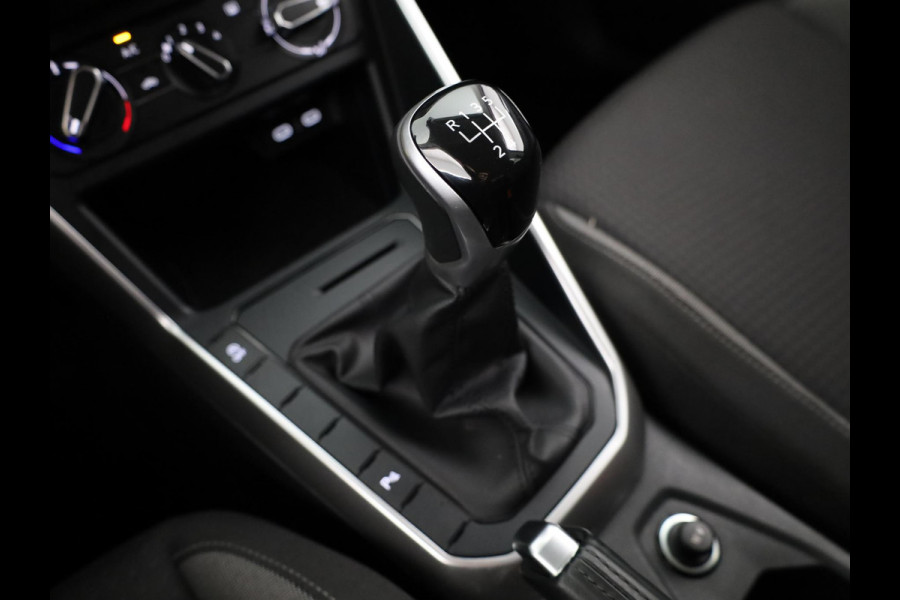 Volkswagen Polo 1.0 TSI Life Edition 95 pk | Verlengde garantie | Navigatie via App | Parkeersensoren | Achteruitrijcamera | Adaptieve cruise control |