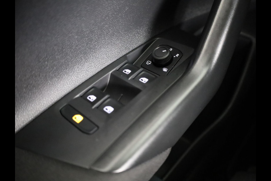 Volkswagen Polo 1.0 TSI Life Edition 95 pk | Verlengde garantie | Navigatie via App | Parkeersensoren | Achteruitrijcamera | Adaptieve cruise control |
