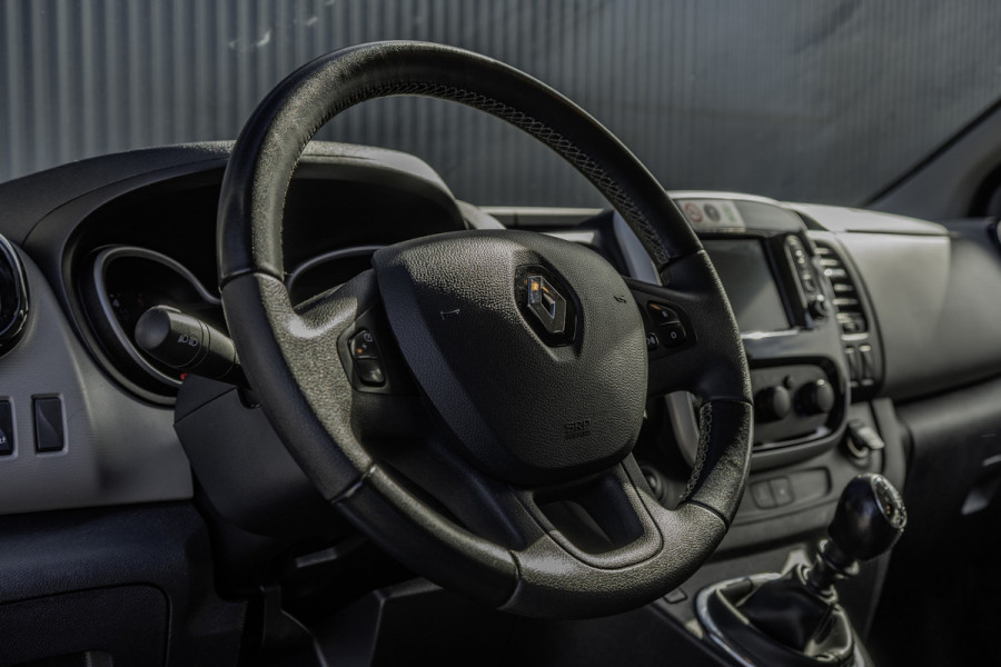 Renault Trafic Passenger 1.6 dCi 8-Pers L2H1 | Incl. BPM, BTW vrij | R-Link | Navi | Airco | Cruise | PDC | MF Stuur | Start / Stop