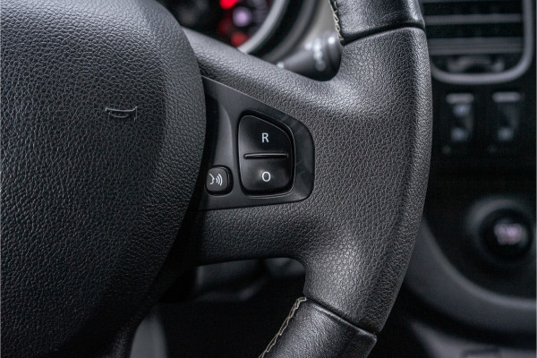 Renault Trafic Passenger 1.6 dCi 8-Pers L2H1 | Incl. BPM, BTW vrij | R-Link | Navi | Airco | Cruise | PDC | MF Stuur | Start / Stop
