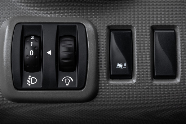 Renault Trafic Passenger 1.6 dCi 8-Pers L2H1 | Incl. BPM, BTW vrij | R-Link | Navi | Airco | Cruise | PDC | MF Stuur | Start / Stop