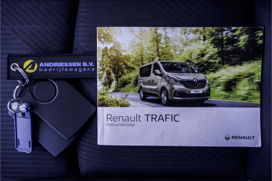 Renault Trafic Passenger 1.6 dCi 8-Pers L2H1 | Incl. BPM, BTW vrij | R-Link | Navi | Airco | Cruise | PDC | MF Stuur | Start / Stop