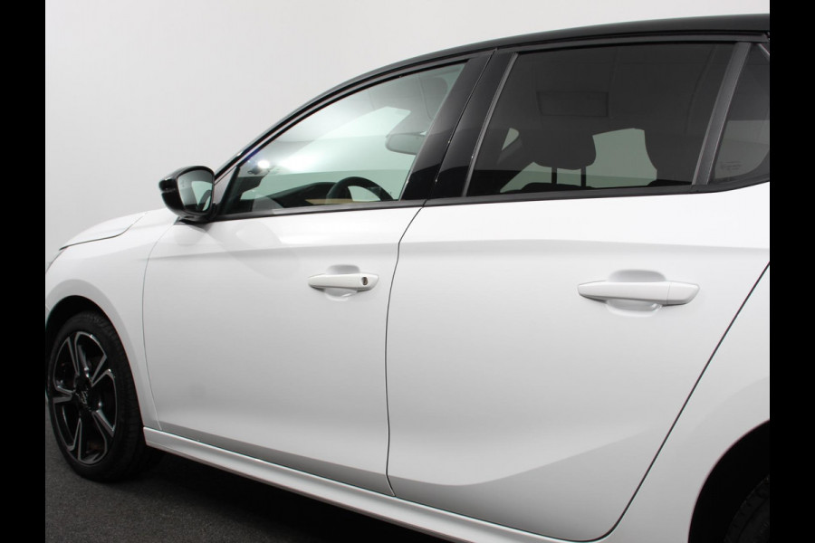Opel Corsa 1.2 Turbo Hybrid 136pk Automaat GS | Navigatie | Apple Carplay/Android Auto | Digitale Cockpit | Camera | Parkeer sensoren | Airco | Lichtmetalen Velgen | Cruise Control