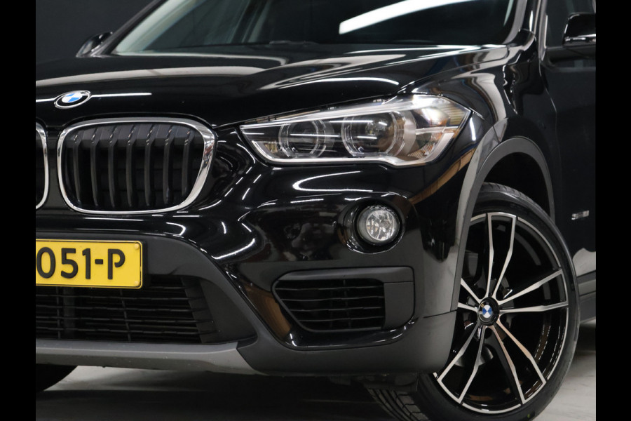 BMW X1 sDrive18i High Executive [NAVIGATIE, MEMORY SEATS, PDC ACHTER, LED, BLUETOOTH, CRUISE CONTROL, CLIMATE CONTROL, NIEUWSTAAT]