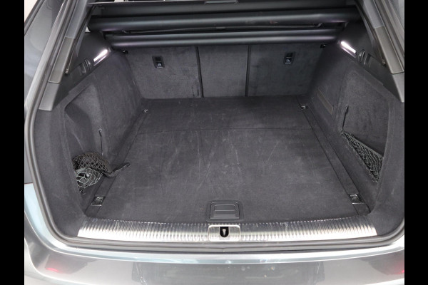 Audi A4 Avant 35 TFSI S edition Competition 150 pk S-tronic | Verlengde garantie | Navigatie | Parkeersensoren | Stoelverwarming | S-Line |
