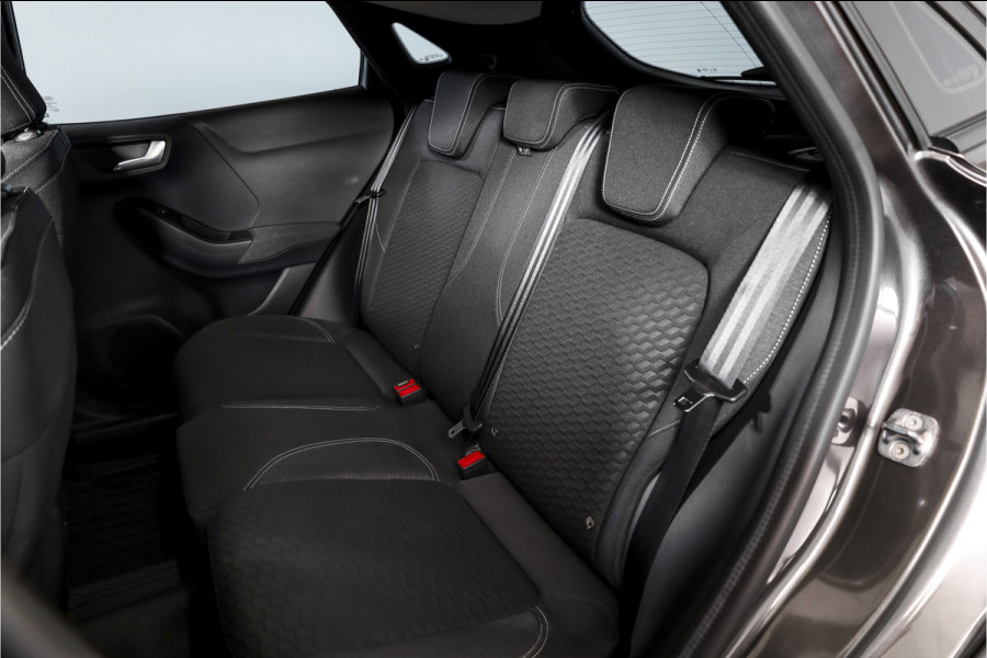 Ford Puma 1.0 EcoBoost Hybrid 125 PK Titanium | Cruise | Stoel-+Stuur-+Voorruitverw. | Massage | PDC | NAV + App. Connect | ECC | DAB | LM 17" |
