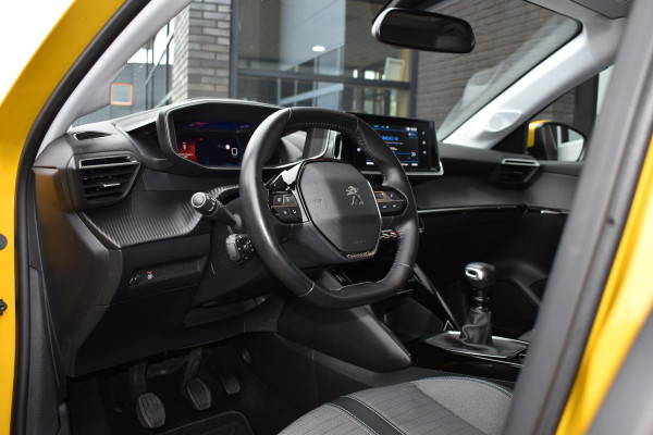 Peugeot 208 1.2 PureTech 100 PK Allure | Carplay | Panodak | Camera | Incl. garantie