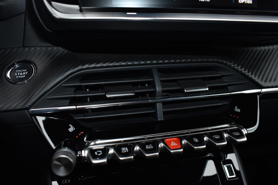 Peugeot 208 1.2 PureTech 100 PK Allure | Carplay | Panodak | Camera | Incl. garantie