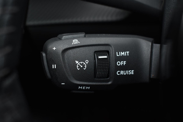 Peugeot 208 1.2 PureTech 100 PK Allure | Carplay | Panodak | Camera | Incl. garantie
