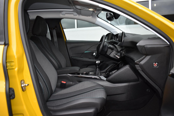 Peugeot 208 1.2 PureTech 100 PK Allure | Carplay | Panodak | Camera | Incl. garantie