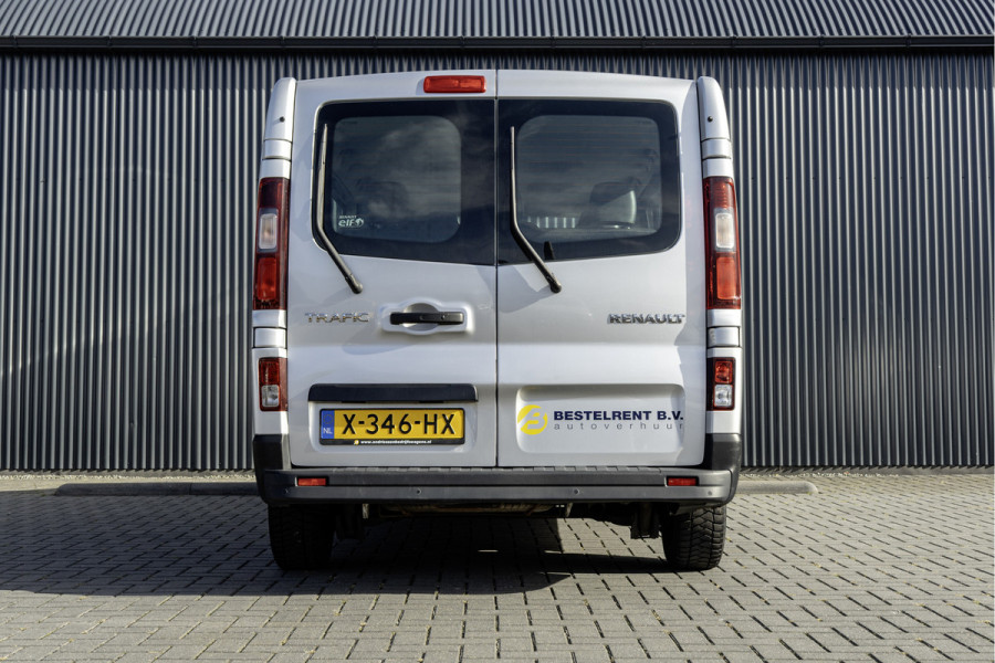 Renault Trafic Passenger **1.6dCi 9-Pers L2H1 | Incl. BPM, BTW vrij | R-Link | Navi | Airco | Cruise | PDC | MF Stuur | Start / Stop** Renault Trafic Passenger **1.6dCi 9-Pers L2H1 | Incl. BPM, BTW vrij | R-Link | Navi | Airco | Cruise | PDC | MF Stuur | Start / Stop**