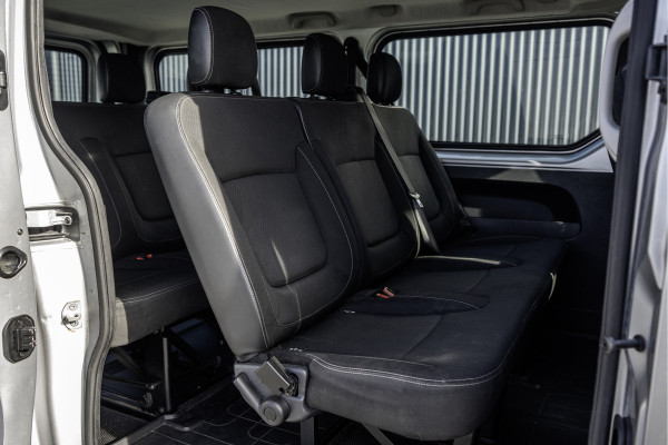 Renault Trafic Passenger **1.6dCi 9-Pers L2H1 | Incl. BPM, BTW vrij | R-Link | Navi | Airco | Cruise | PDC | MF Stuur | Start / Stop** Renault Trafic Passenger **1.6dCi 9-Pers L2H1 | Incl. BPM, BTW vrij | R-Link | Navi | Airco | Cruise | PDC | MF Stuur | Start / Stop**