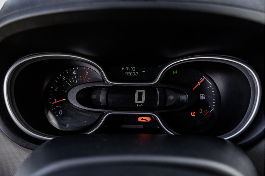 Renault Trafic Passenger **1.6dCi 9-Pers L2H1 | Incl. BPM, BTW vrij | R-Link | Navi | Airco | Cruise | PDC | MF Stuur | Start / Stop** Renault Trafic Passenger **1.6dCi 9-Pers L2H1 | Incl. BPM, BTW vrij | R-Link | Navi | Airco | Cruise | PDC | MF Stuur | Start / Stop**