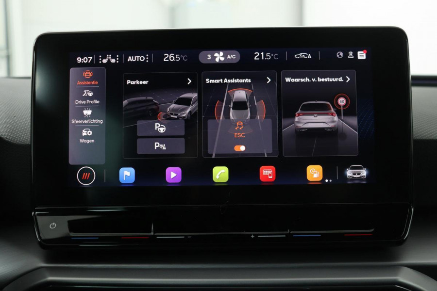 Seat Leon 1.5 eTSI FR Launch Edition | Carplay | Stoel & stuurverwarming | Camera | Adaptive cruise | Navigatie | Keyless | Full LED | Sportstoelen