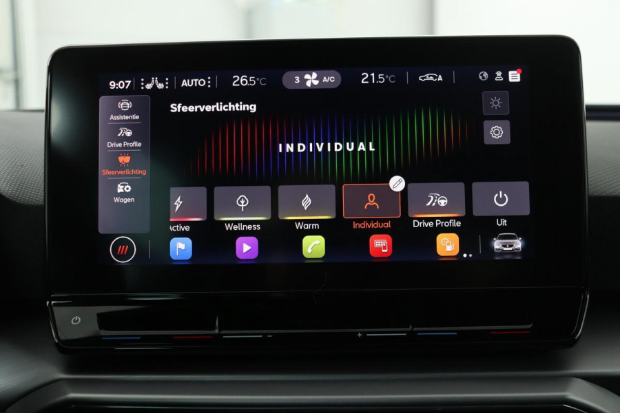 Seat Leon 1.5 eTSI FR Launch Edition | Carplay | Stoel & stuurverwarming | Camera | Adaptive cruise | Navigatie | Keyless | Full LED | Sportstoelen