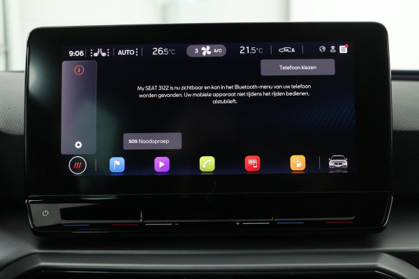 Seat Leon 1.5 eTSI FR Launch Edition | Carplay | Stoel & stuurverwarming | Camera | Adaptive cruise | Navigatie | Keyless | Full LED | Sportstoelen