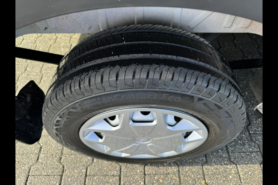 Ford Transit 290 2.0 TDCI L2H2 Trend Airco Cruise Pdc 3 Zitplaatsen Usb Laadruimte beveiliging Ford Transit 290 2.0 TDCI L2H2 Trend Airco Cruise Pdc 3 Zitplaatsen Usb Laadruimte beveiliging