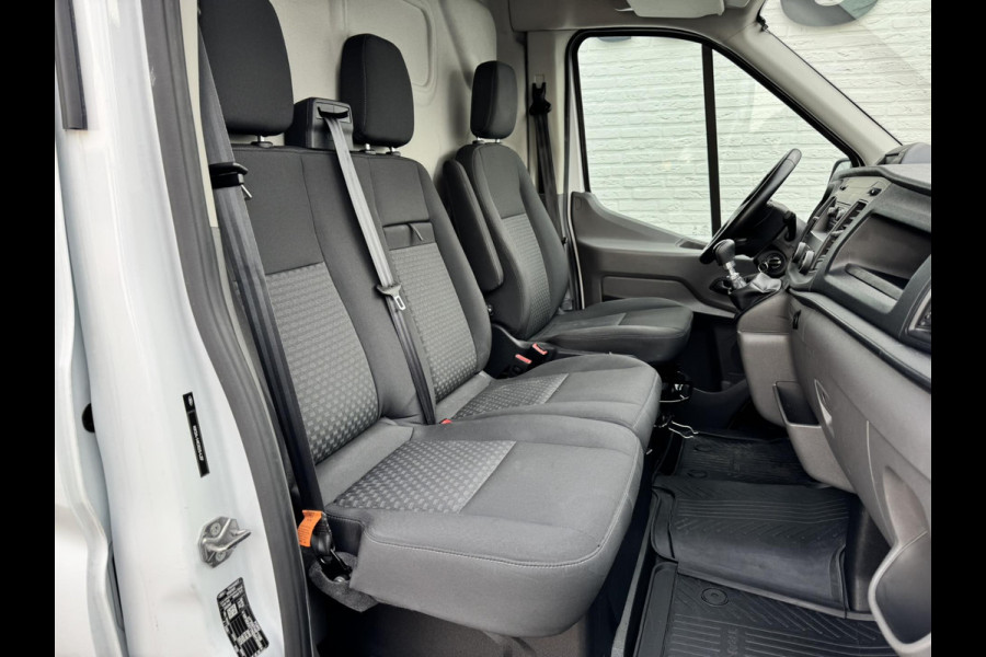 Ford Transit 290 2.0 TDCI L2H2 Trend Airco Cruise Pdc 3 Zitplaatsen Usb Laadruimte beveiliging Ford Transit 290 2.0 TDCI L2H2 Trend Airco Cruise Pdc 3 Zitplaatsen Usb Laadruimte beveiliging