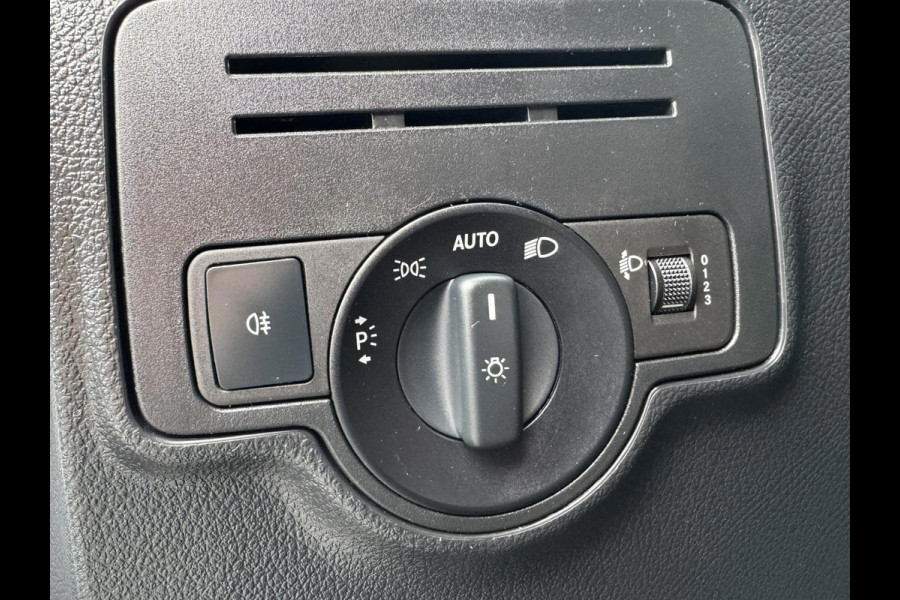 Mercedes-Benz Vito 110 Dubbele Cabine Facelift Comfort Leder stuurwiel Airco Radio+media Mercedes-Benz Vito 110 Dubbele Cabine Facelift Comfort Leder stuurwiel Airco Radio+media