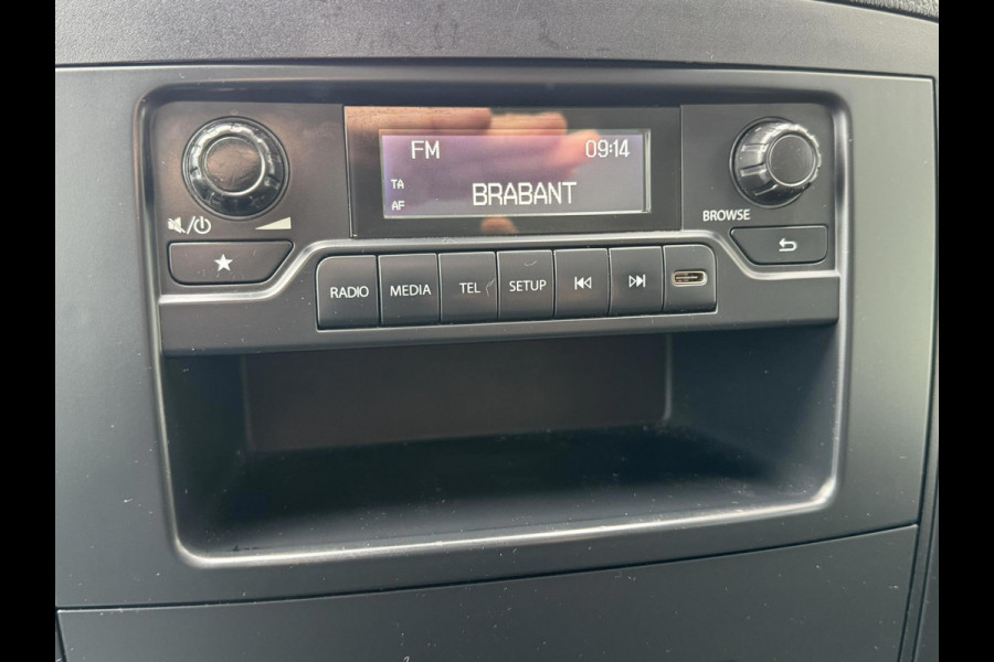 Mercedes-Benz Vito 110 Dubbele Cabine Facelift Comfort Leder stuurwiel Airco Radio+media Mercedes-Benz Vito 110 Dubbele Cabine Facelift Comfort Leder stuurwiel Airco Radio+media