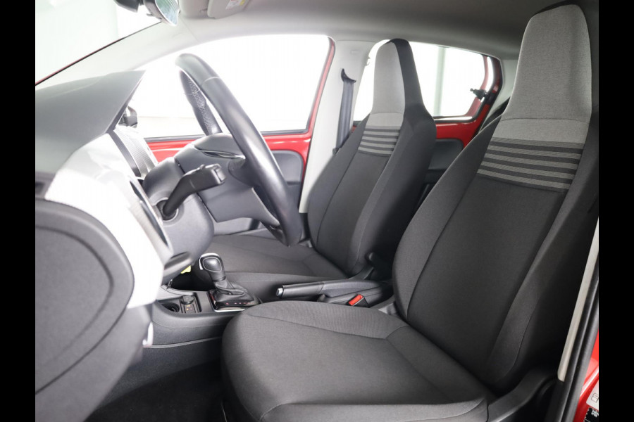 Volkswagen e-Up! e-up! Style 83PK | Navigatie via app | Cruise control | LM velgen | Acteruitrijcamera | Multifunctioneel stuurwiel |