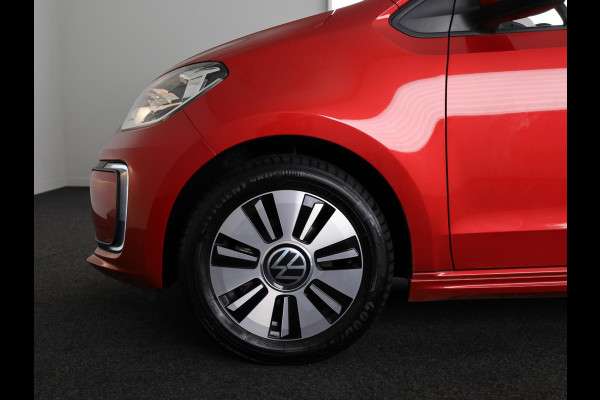 Volkswagen e-Up! e-up! Style 83PK | Navigatie via app | Cruise control | LM velgen | Acteruitrijcamera | Multifunctioneel stuurwiel |