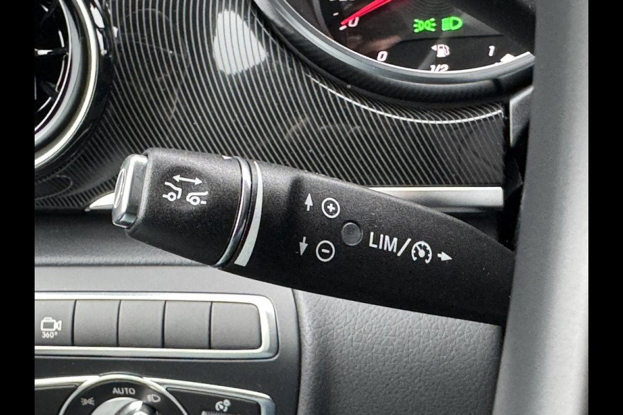 Mercedes-Benz V-Klasse 300d L3 Avantgarde AMG 360 Camera Burmester Groot scherm Adaptieve cruise Mercedes-Benz V-Klasse 300d L3 Avantgarde AMG 360 Camera Burmester Groot scherm Adaptieve cruise