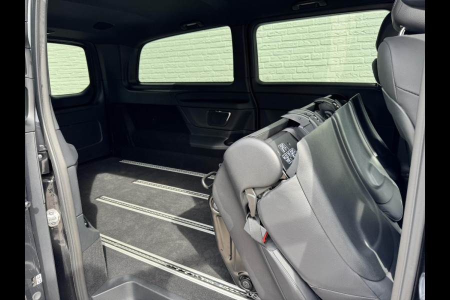 Mercedes-Benz V-Klasse 300d L3 Avantgarde AMG 360 Camera Burmester Groot scherm Adaptieve cruise Mercedes-Benz V-Klasse 300d L3 Avantgarde AMG 360 Camera Burmester Groot scherm Adaptieve cruise