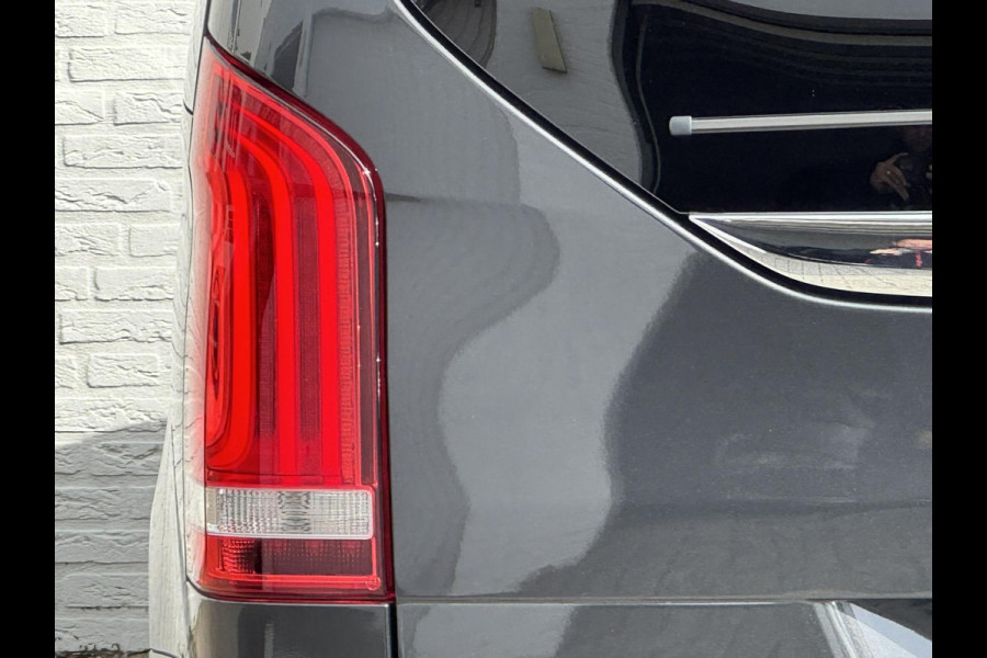 Mercedes-Benz V-Klasse 300d L3 Avantgarde AMG 360 Camera Burmester Groot scherm Adaptieve cruise Mercedes-Benz V-Klasse 300d L3 Avantgarde AMG 360 Camera Burmester Groot scherm Adaptieve cruise