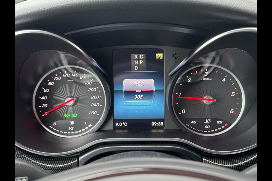Mercedes-Benz V-Klasse 300d L3 Avantgarde AMG 360 Camera Burmester Groot scherm Adaptieve cruise Mercedes-Benz V-Klasse 300d L3 Avantgarde AMG 360 Camera Burmester Groot scherm Adaptieve cruise