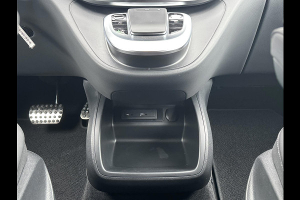 Mercedes-Benz V-Klasse 300d L3 Avantgarde AMG 360 Camera Burmester Groot scherm Adaptieve cruise Mercedes-Benz V-Klasse 300d L3 Avantgarde AMG 360 Camera Burmester Groot scherm Adaptieve cruise