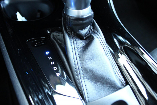 Toyota C-HR 1.8 Hybrid Style Automaat Camera Navi JBL ACC