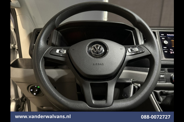 Volkswagen Crafter 2.0 TDI 141pk L3H3 L2H2 Euro6 Airco | Camera | Navigatie | Android Auto | Stoelverwarming Parkeersensoren, Bijrijdersbank, 3000kg trekvermogen, zilver Volkswagen Crafter 2.0 TDI 141pk L3H3 L2H2 Euro6 Airco | Camera | Navigatie | Android Auto | Stoelverwarming Parkeersensoren, Bijrijdersbank, 3000kg trekvermogen, zilver