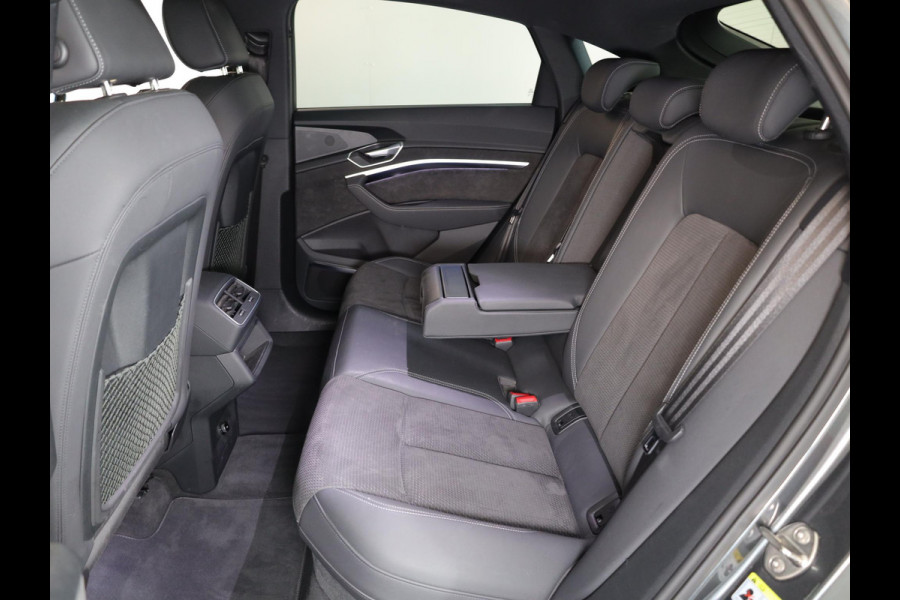 Audi e-tron Sportback 55 quattro S edition 95 kWh 408pk | Panoramadak | Afneembare trekhaak | Matrix Led koplampen | Parkeer camera achter
