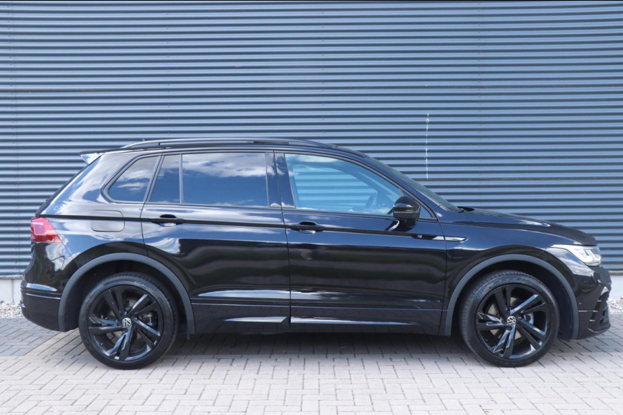 Volkswagen Tiguan 1.5 TSI | 3X R-Line - PANO - FACELIFT - VOL!