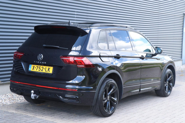 Volkswagen Tiguan 1.5 TSI | 3X R-Line - PANO - FACELIFT - VOL!
