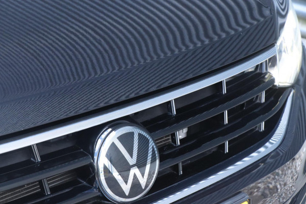 Volkswagen Tiguan 1.5 TSI | 3X R-Line - PANO - FACELIFT - VOL!