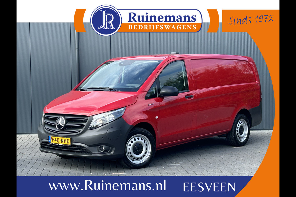 Mercedes-Benz eVito 66 kWh 116 PK BPM VRIJ / 14.706 KM !! / L2H1 / AUTOMAAT / ACHTERKLEP / AIRCO / CRUISE / NAVI / CARPLAY / STOELVERWARMING / 3-ZIT Mercedes-Benz eVito 66 kWh 116 PK BPM VRIJ / 14.706 KM !! / L2H1 / AUTOMAAT / ACHTERKLEP / AIRCO / CRUISE / NAVI / CARPLAY / STOELVERWARMING / 3-ZIT