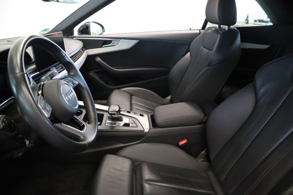 Audi A5 Cabriolet 40 TFSI quattro S edition Cruise/Climate 19''LM Navi Elektrische stoelen 204PK