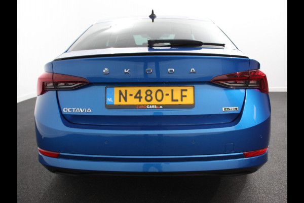 Škoda Octavia 1.0 TSI E-tec DSG Sport Business | Navigatie | Apple Carplay/Android Auto | Adaptive Cruise Control | Parkeersensoren | Blind Spot Assist | Climate Control | Lichtmetalen velgen | Getinte ramen
