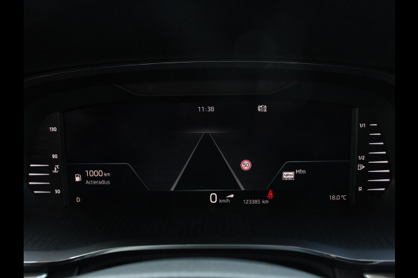 Škoda Octavia 1.0 TSI E-tec DSG Sport Business | Navigatie | Apple Carplay/Android Auto | Adaptive Cruise Control | Parkeersensoren | Blind Spot Assist | Climate Control | Lichtmetalen velgen | Getinte ramen