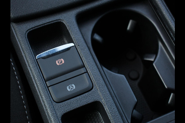 Škoda Octavia 1.0 TSI E-tec DSG Sport Business | Navigatie | Apple Carplay/Android Auto | Adaptive Cruise Control | Parkeersensoren | Blind Spot Assist | Climate Control | Lichtmetalen velgen | Getinte ramen