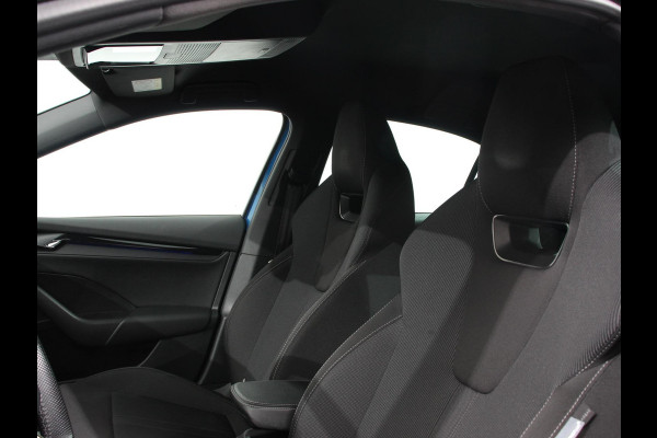 Škoda Octavia 1.0 TSI E-tec DSG Sport Business | Navigatie | Apple Carplay/Android Auto | Adaptive Cruise Control | Parkeersensoren | Blind Spot Assist | Climate Control | Lichtmetalen velgen | Getinte ramen