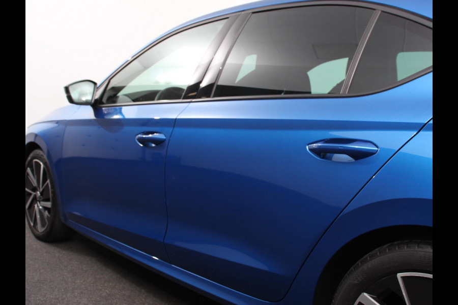 Škoda Octavia 1.0 TSI E-tec DSG Sport Business | Navigatie | Apple Carplay/Android Auto | Adaptive Cruise Control | Parkeersensoren | Blind Spot Assist | Climate Control | Lichtmetalen velgen | Getinte ramen