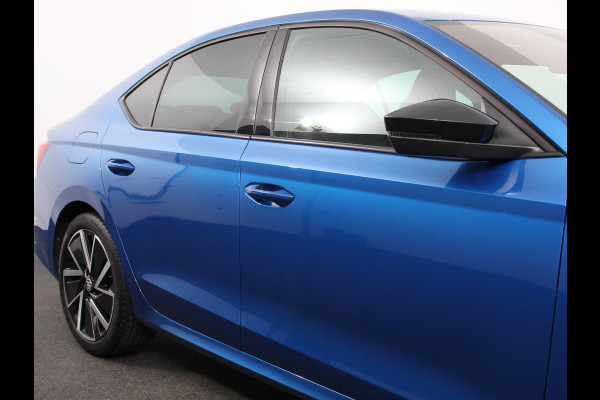 Škoda Octavia 1.0 TSI E-tec DSG Sport Business | Navigatie | Apple Carplay/Android Auto | Adaptive Cruise Control | Parkeersensoren | Blind Spot Assist | Climate Control | Lichtmetalen velgen | Getinte ramen