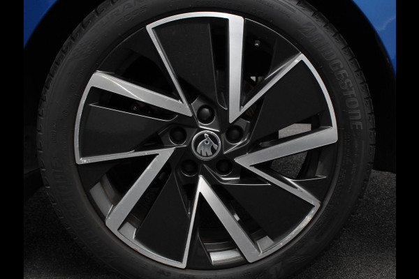 Škoda Octavia 1.0 TSI E-tec DSG Sport Business | Navigatie | Apple Carplay/Android Auto | Adaptive Cruise Control | Parkeersensoren | Blind Spot Assist | Climate Control | Lichtmetalen velgen | Getinte ramen