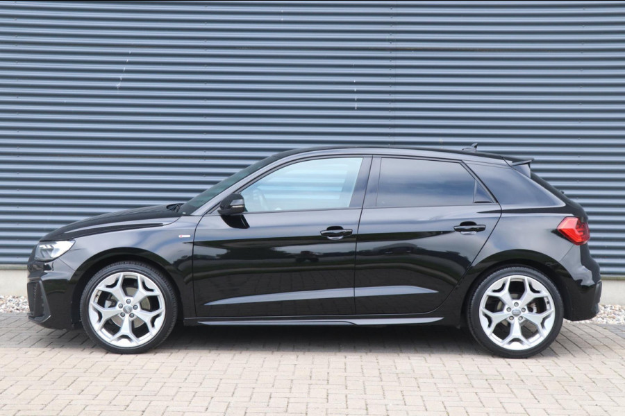 Audi A1 Sportback 30 TFSI S Line | Carplay | PDC | Sfeerverlichting