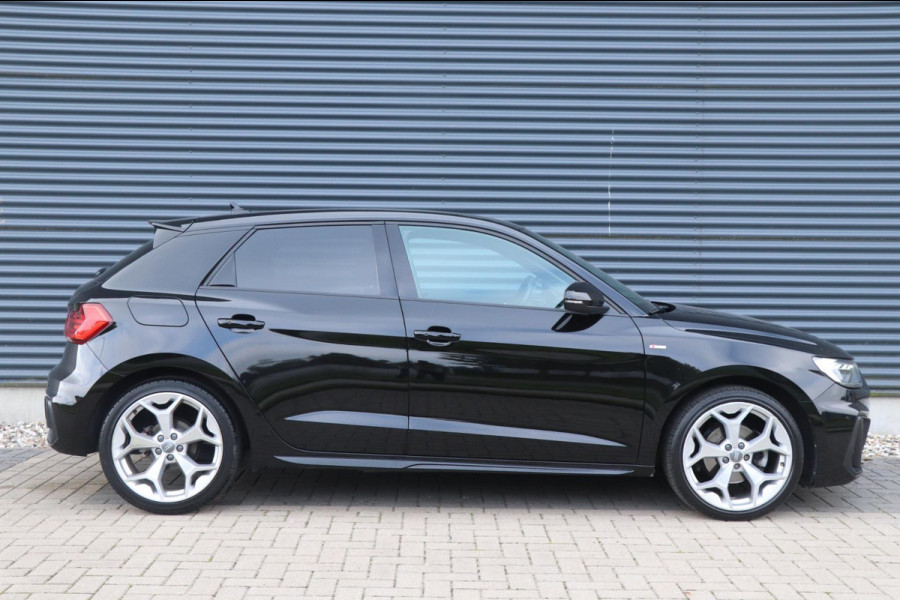 Audi A1 Sportback 30 TFSI S Line | Carplay | PDC | Sfeerverlichting