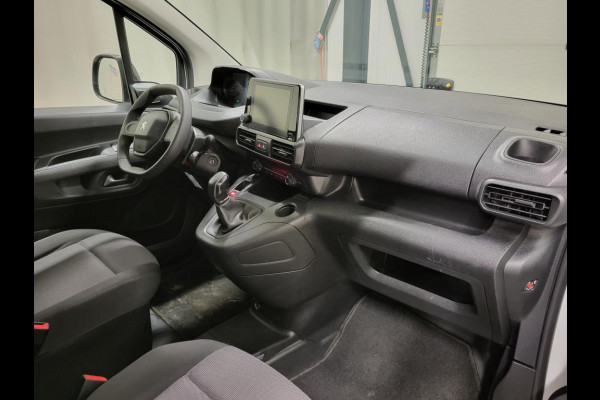 Peugeot Partner 1.5BlueHDI 100pk Trekhaak Imperiaal Euro 6! Peugeot Partner 1.5BlueHDI 100pk Trekhaak Imperiaal Euro 6!